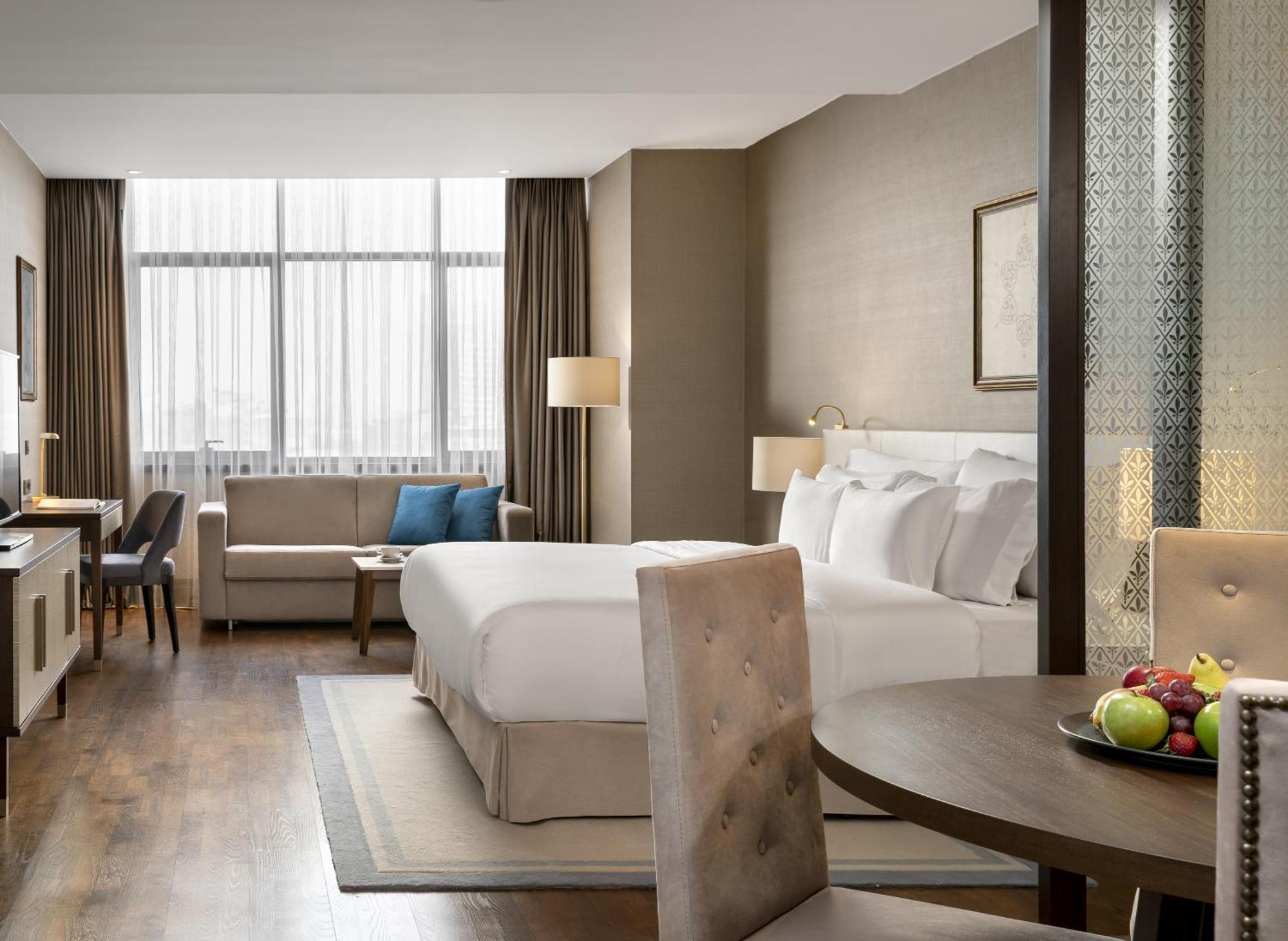 Suite with Kitchenette