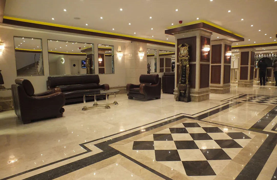 Grand Asiyan Hotel-1