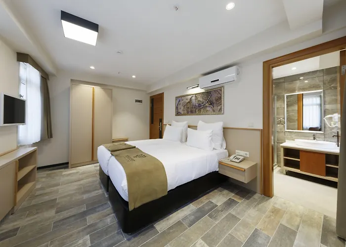 Nishant Hotel